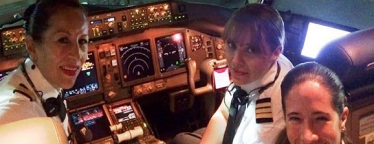 Primer vuelo transpacífico tripulado sólo por mujeres. ¿Gran avance en igualdad?