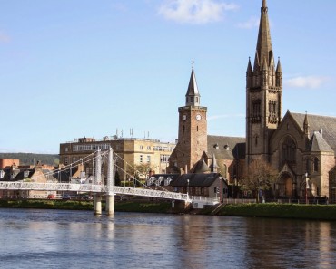 Inverness, Camino a las Tierras Altas de Escocia
