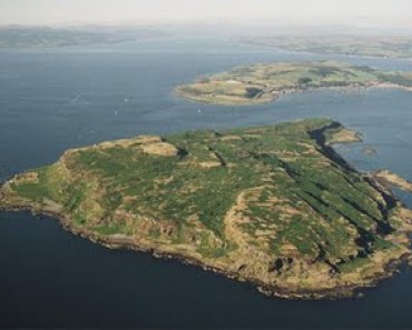 Una isla escocesa se convertirá en sede de yoga