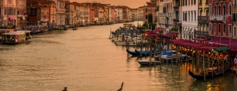 No cometas el ERROR de visitar Venecia en verano...